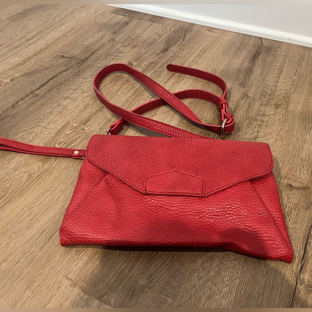 Red Clutch
